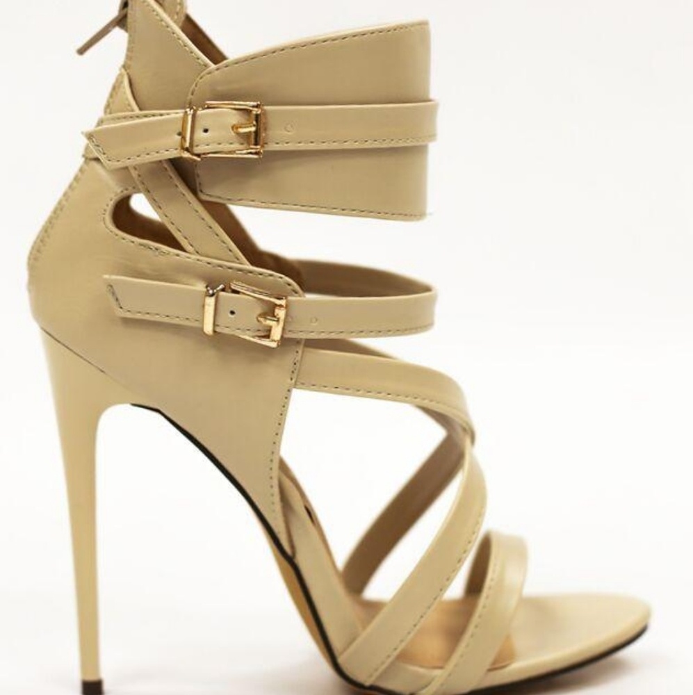 *NEW* Cream/Beige Strappy heel